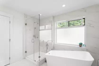 Powder Room Photo of 3323 147 Street, Surrey, BC