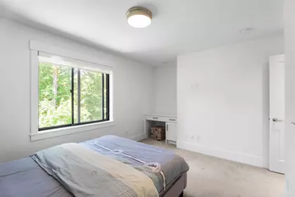 Walk-In Closet Photo of 3323 147 Street, Surrey, BC
