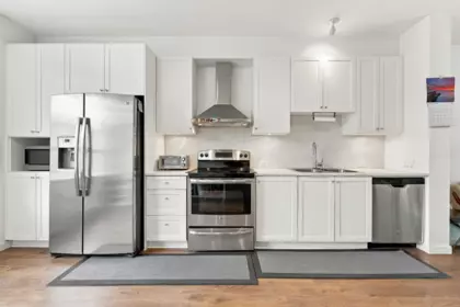 Kitchen Island Photo of 23 8438 207a Street, Langley, BC