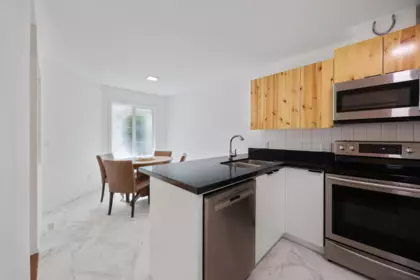 Kitchen Photo of 126 9045 Walnut Grove Drive, Langley, BC