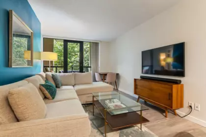 306 977 Mainland Street, Vancouver, BC, Vancouver — Apartment/Condo for sale