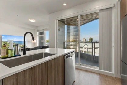 Breakfast Nook Photo of 414 32838 Landeau Place, Abbotsford, BC