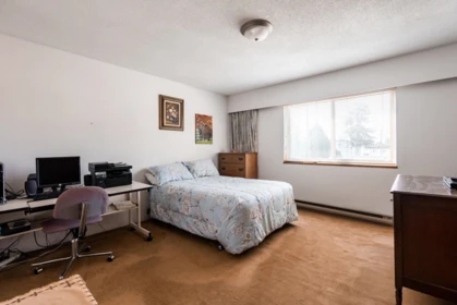Garden / Landscaping Photo of 6775 -6777 Balmoral Street, Burnaby, BC