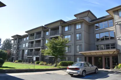 402 45559 Yale Road, Chilliwack, BC, Chilliwack — Apartment/Condo for sale