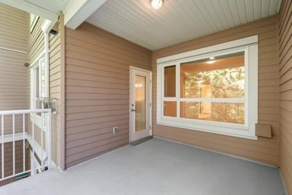 Hallway Photo of 208 3151 Connaught Crescent, North Vancouver, BC