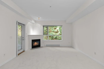 Walk-In Closet Photo of 208 3151 Connaught Crescent, North Vancouver, BC