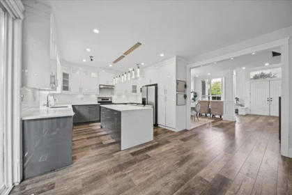Basement Recreation Room Photo of 7355 146a Street, Surrey, BC