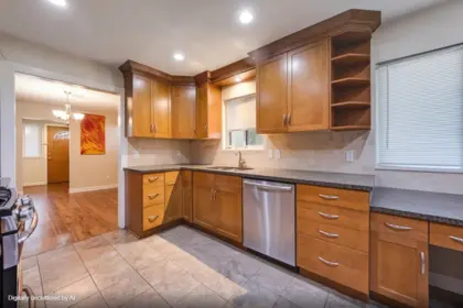 1542 Bond Street, North Vancouver, BC, North vancouver — Single Family Residence for sale