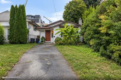 1542 Bond Street, North Vancouver, BC, North vancouver — Single Family Residence for sale