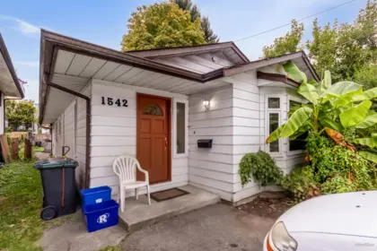 1542 Bond Street, North Vancouver, BC, North vancouver — Single Family Residence for sale