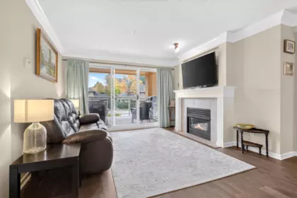 208 15155 22 Avenue, Surrey, BC, Surrey — Apartment/Condo for sale