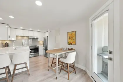 9 15989 Marine Drive, White Rock, BC, White Rock — Apartment/Condo for sale