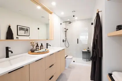 203 2045 Heritage Park Lane, North Vancouver, BC, North vancouver — Townhouse for sale