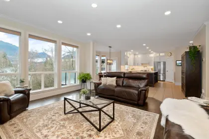 46028 Sherwood Drive, Chilliwack, BC, Chilliwack — Single Family Residence for sale
