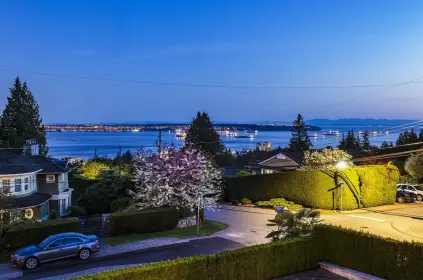 1195 Renton Place, West Vancouver, BC, West vancouver — Single Family Residence for sale