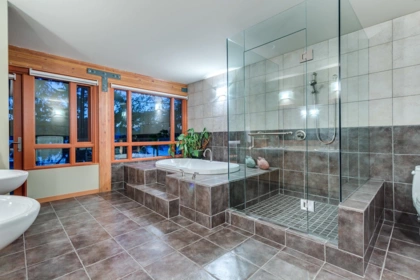Loft / Bonus Room Photo of 5363 Kew Cliff Road, West Vancouver, BC