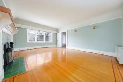 3905 W 19th Avenue, Vancouver, BC, Vancouver — Single Family Residence for sale
