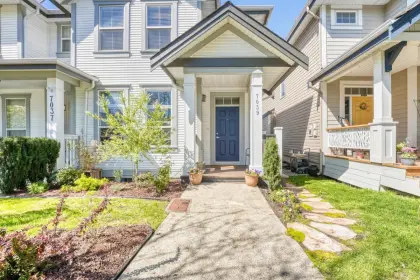 7039 180 Street, Surrey, BC, Surrey — Row House (Non-Strata) for sale