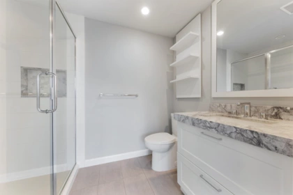 Powder Room Photo of 2302 520 Como Lake Avenue, Coquitlam, BC