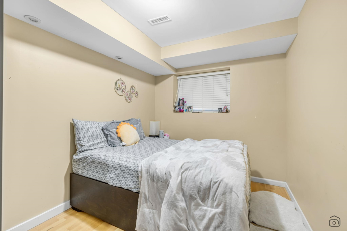 Backyard Photo of 14867 58a Avenue, Surrey, BC