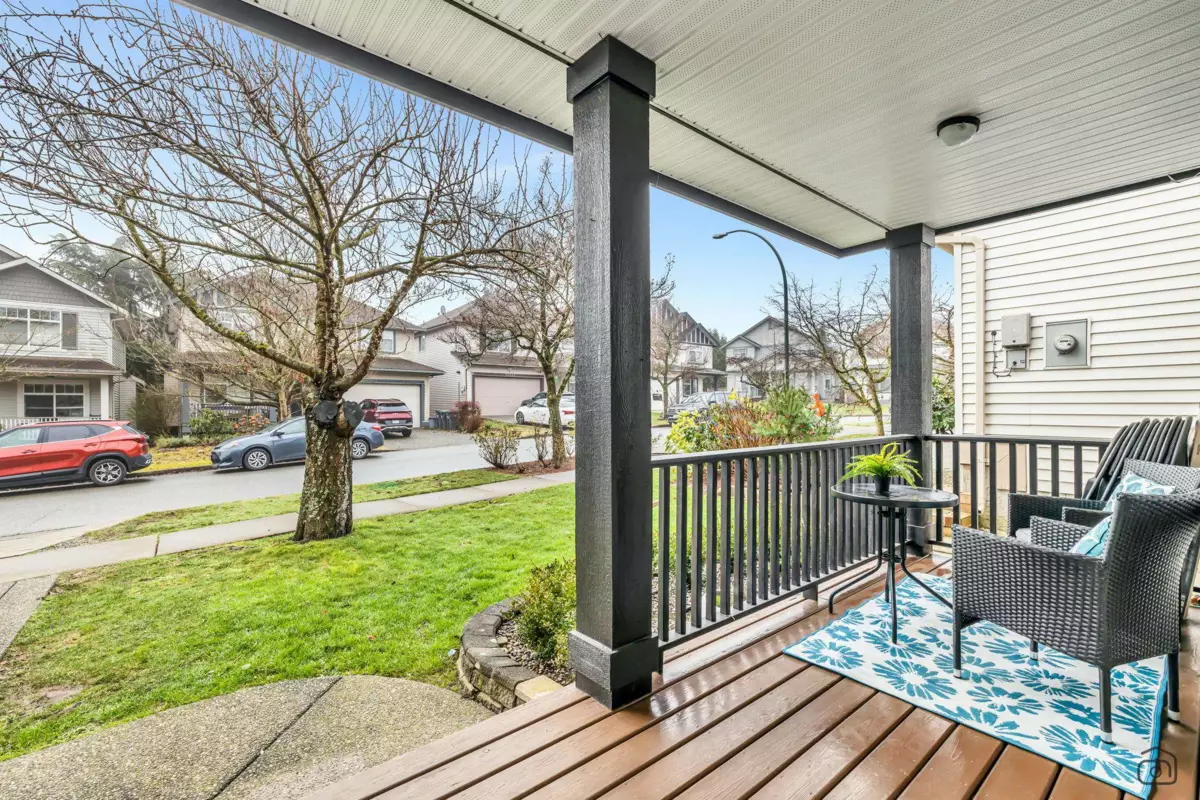 Dining Area Photo of 14867 58a Avenue, Surrey, BC