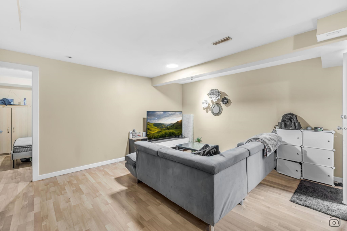 Garage Interior Photo of 14867 58a Avenue, Surrey, BC