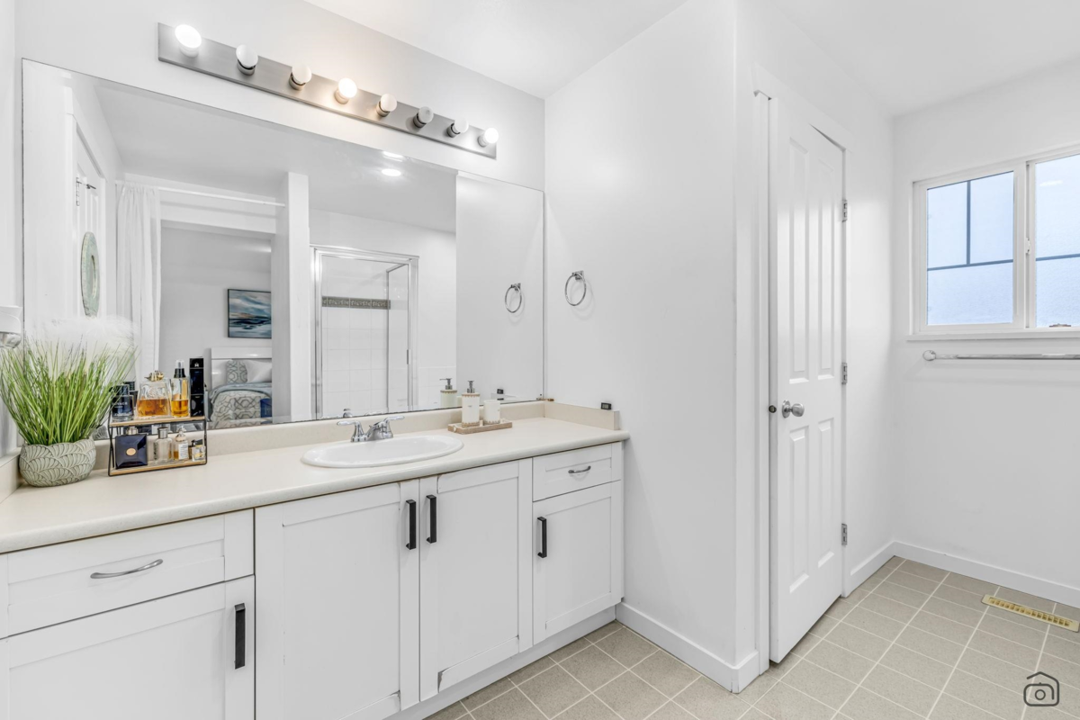 Loft / Bonus Room Photo of 14867 58a Avenue, Surrey, BC