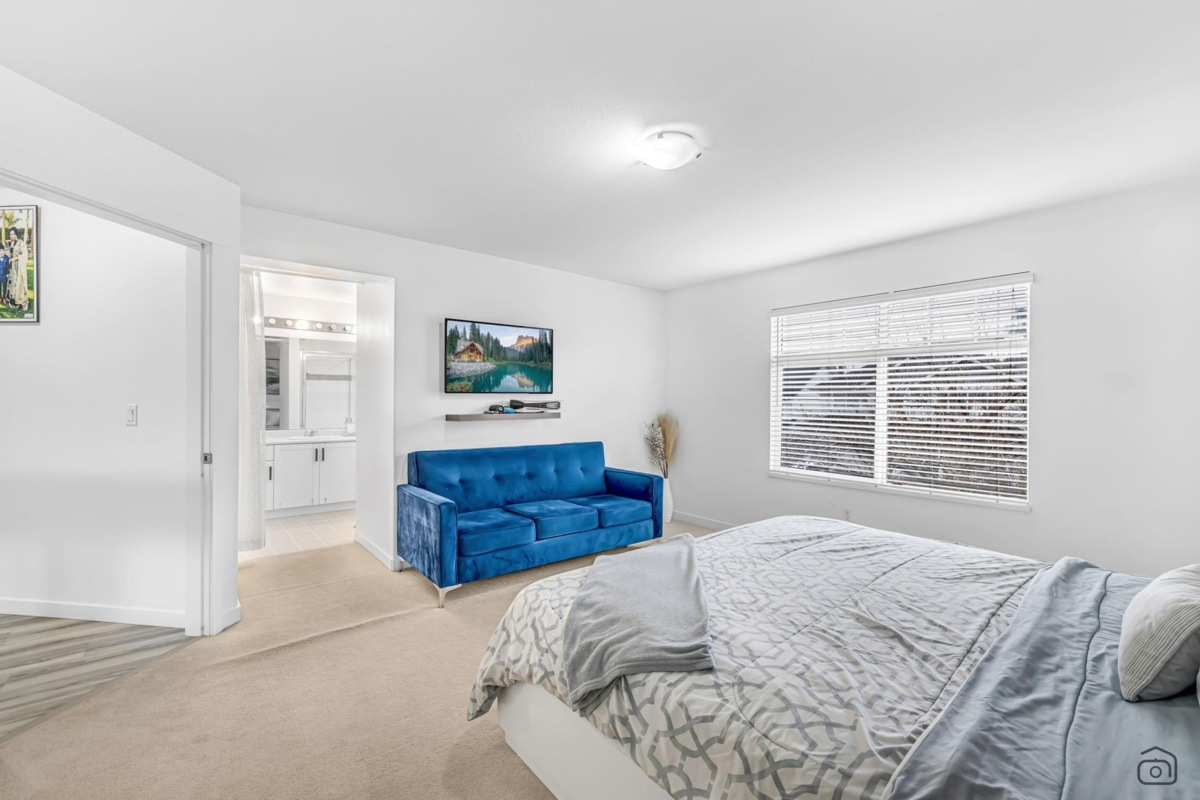 Office / Den Photo of 14867 58a Avenue, Surrey, BC