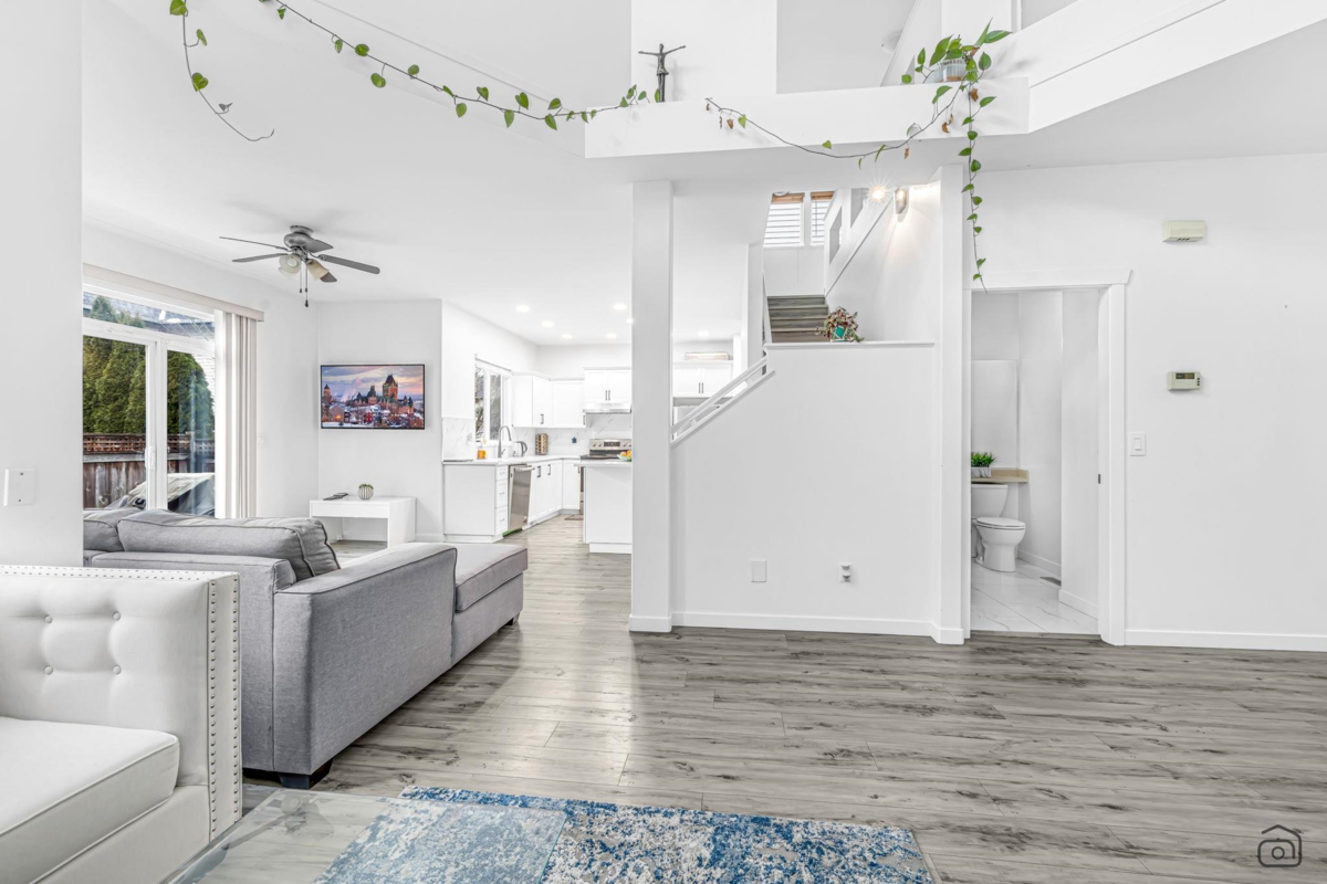 Primary Bathroom Photo of 14867 58a Avenue, Surrey, BC