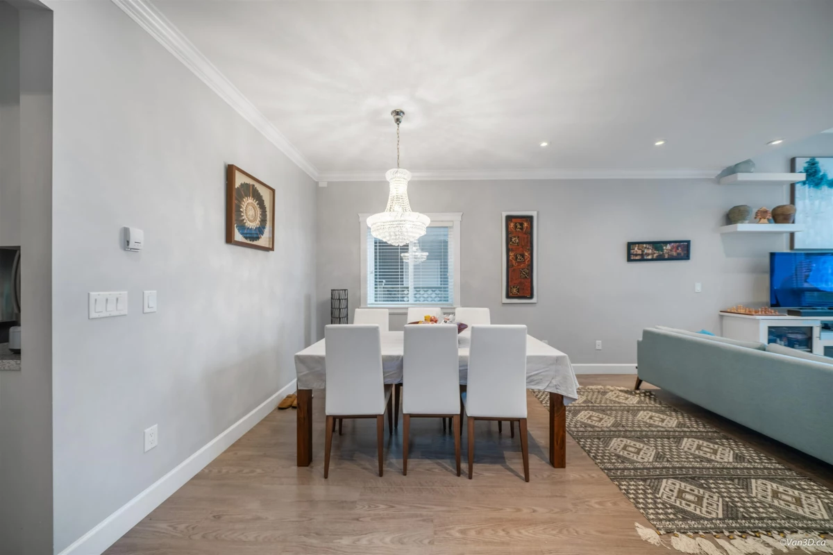 Breakfast Nook Photo of 7753 Wedgewood Street, Burnaby, BC