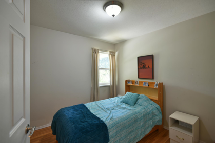 Breakfast Nook Photo of 5689 Salmon Drive, Sechelt, BC