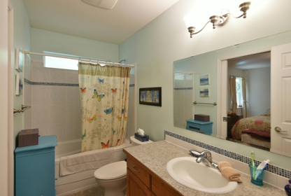 Kitchen Photo of 5689 Salmon Drive, Sechelt, BC