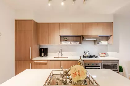 311 6588 Nelson Avenue, Burnaby, BC, Burnaby — Apartment/Condo for sale