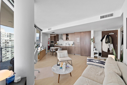 2705 89 Nelson Street, Vancouver, BC, Vancouver — Apartment/Condo for sale