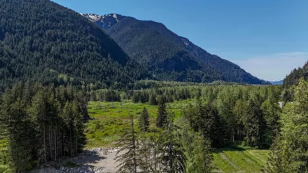 HG158 71362 Grove Boulevard, Hope, BC, Hope — Single Family Residence for sale