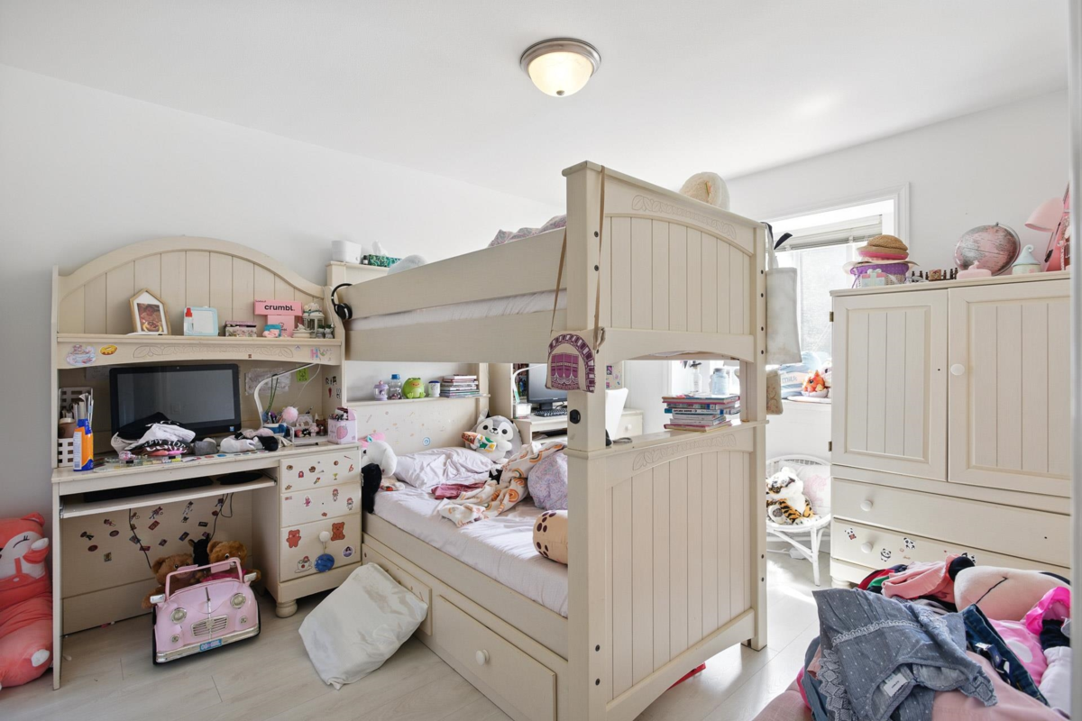 Bedroom 4 Photo of 4316 Hurst Street, Burnaby, BC