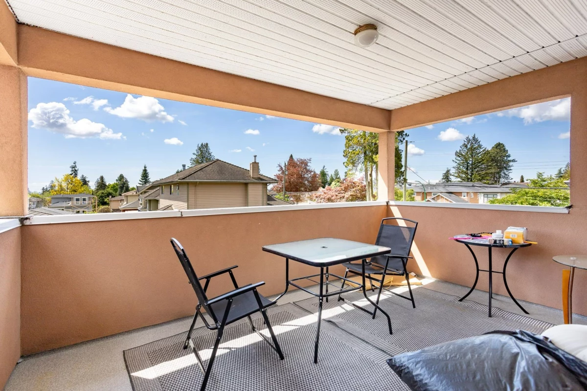 Powder Room Photo of 4316 Hurst Street, Burnaby, BC