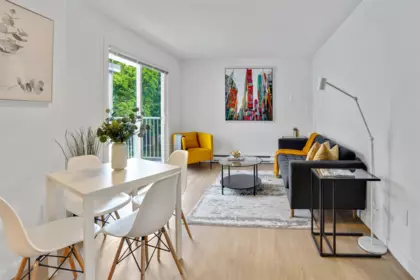 203 8690 Montcalm Street, Vancouver, BC, Vancouver — Apartment/Condo for sale