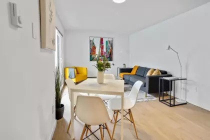 203 8690 Montcalm Street, Vancouver, BC, Vancouver — Apartment/Condo for sale