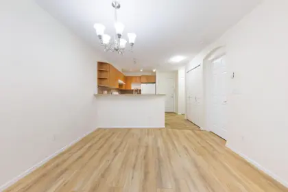 313 7330 Salisbury Avenue, Burnaby, BC, Burnaby — Apartment/Condo for sale