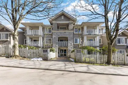 313 7330 Salisbury Avenue, Burnaby, BC, Burnaby — Apartment/Condo for sale
