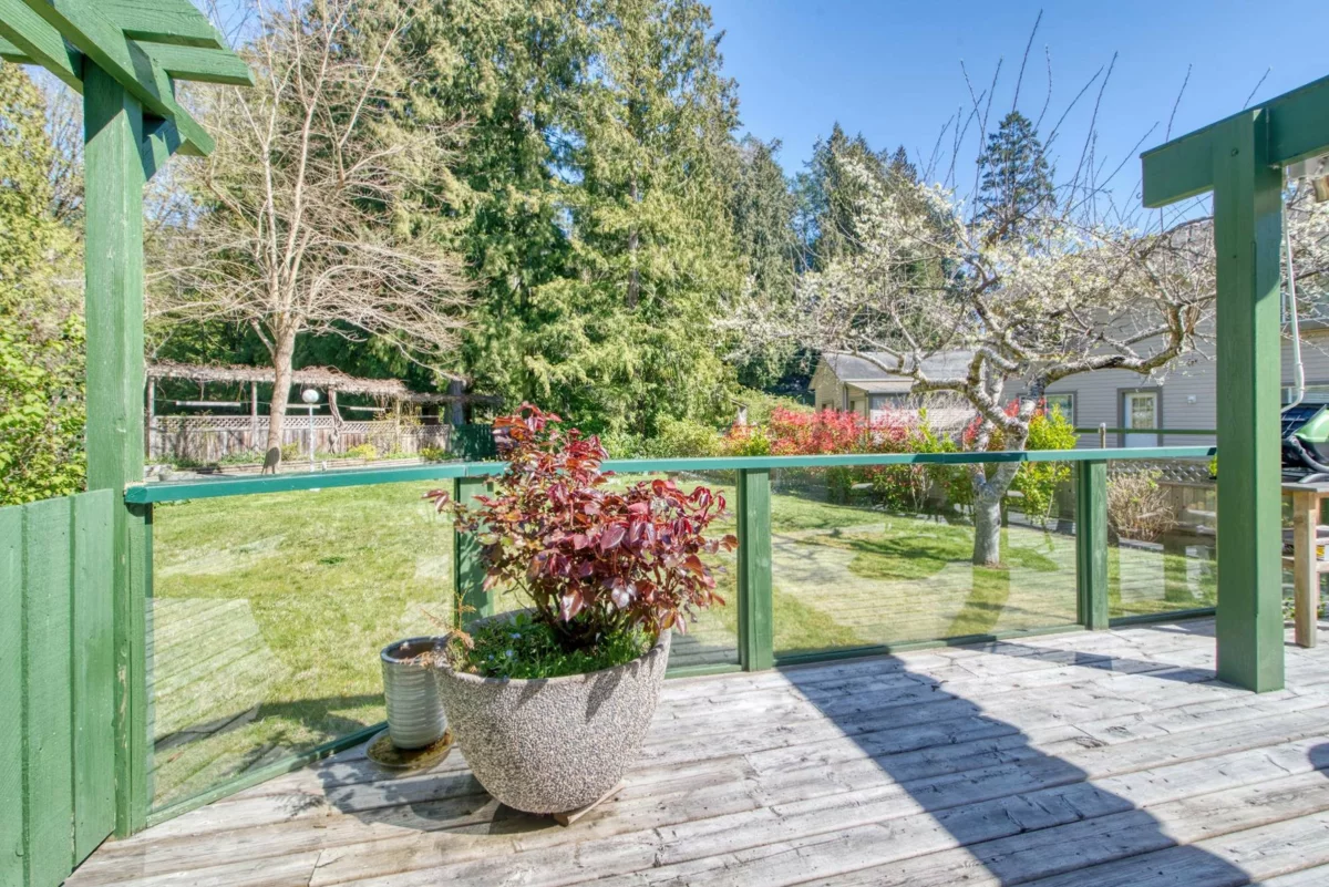 Powder Room Photo of 13282 Keelson Road, Garden Bay, BC