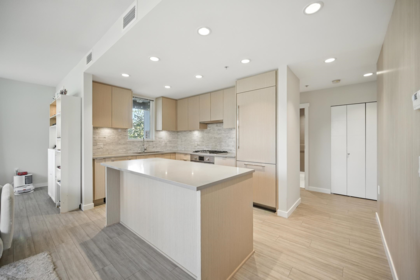 212 9233 Odlin Road, Richmond, BC, Richmond — Apartment/Condo for sale