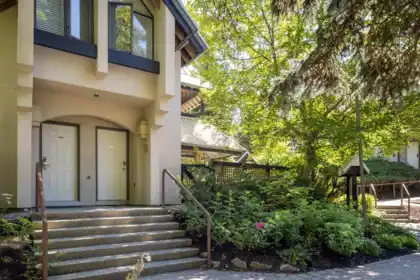 26 4725 Spearhead Drive, Whistler, BC, Whistler — Townhouse for sale