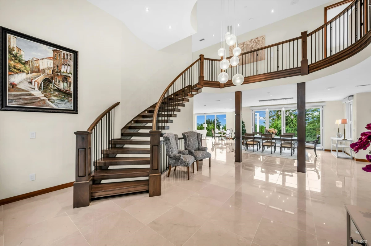 Exterior Rear Photo of 518 Ballantree Place, West Vancouver, BC