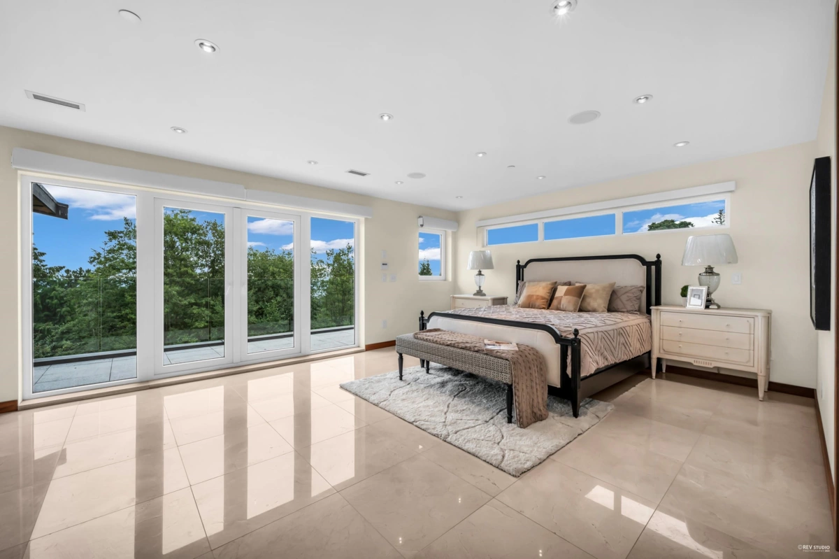 Loft / Bonus Room Photo of 518 Ballantree Place, West Vancouver, BC