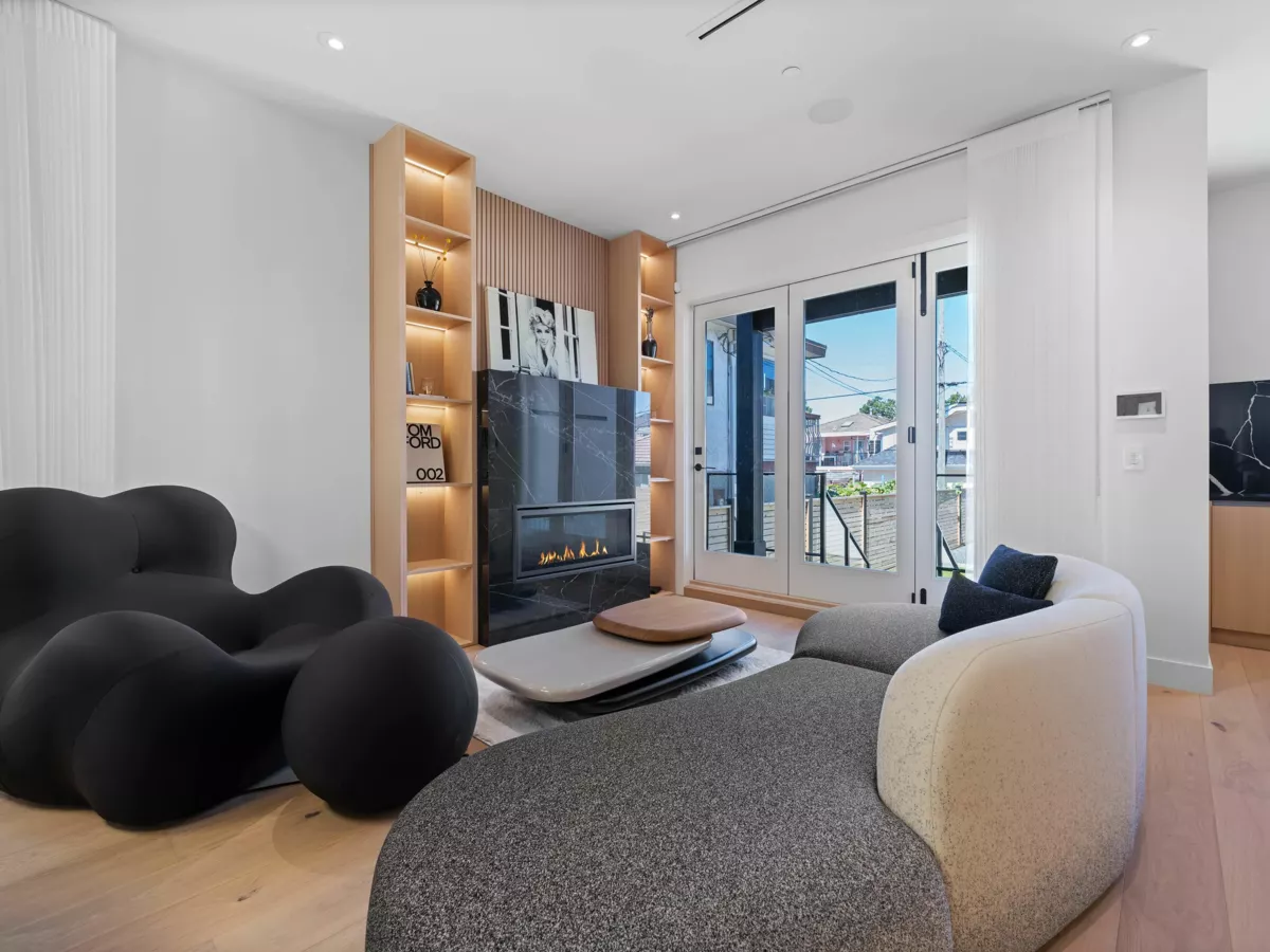 Kitchen Photo of 2111 E 46th Avenue, Vancouver, BC