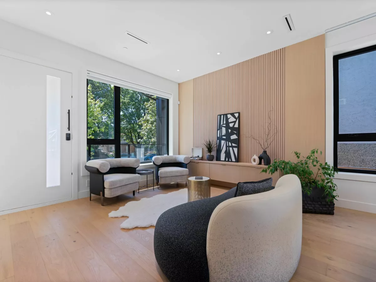 Living Room Photo of 2111 E 46th Avenue, Vancouver, BC