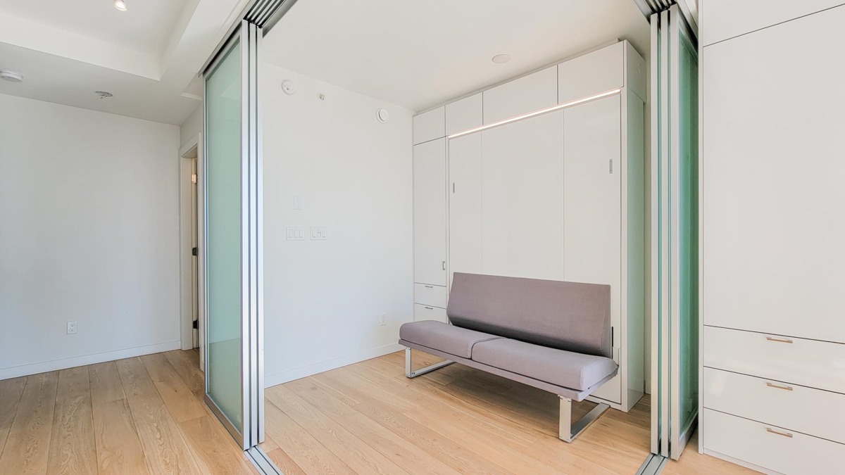 Breakfast Nook Photo of 2501 13438 Central Avenue, Surrey, BC