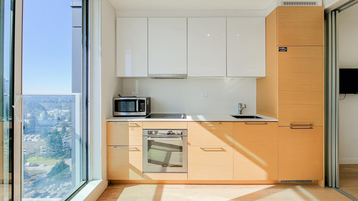 Family Room Photo of 2501 13438 Central Avenue, Surrey, BC